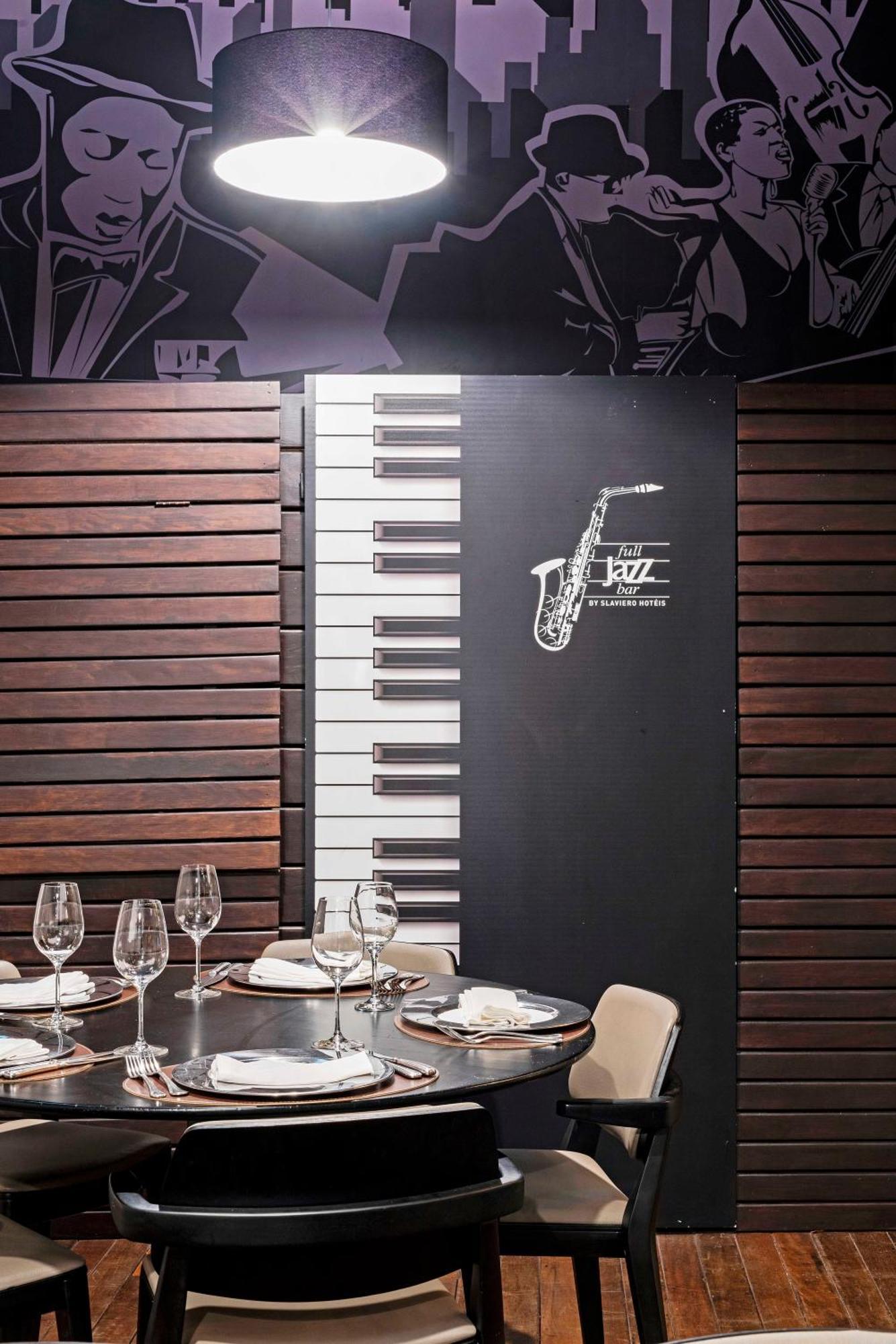 Hotel Full Jazz By Slaviero 4*